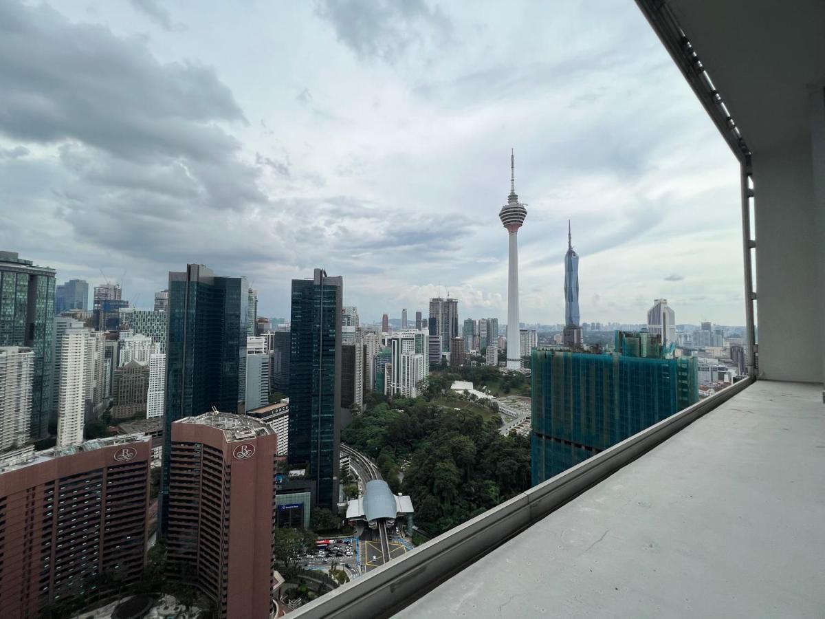 Amazing Pool By Platinum Suites Klcc กัวลาลัมเปอร์ ภายนอก รูปภาพ