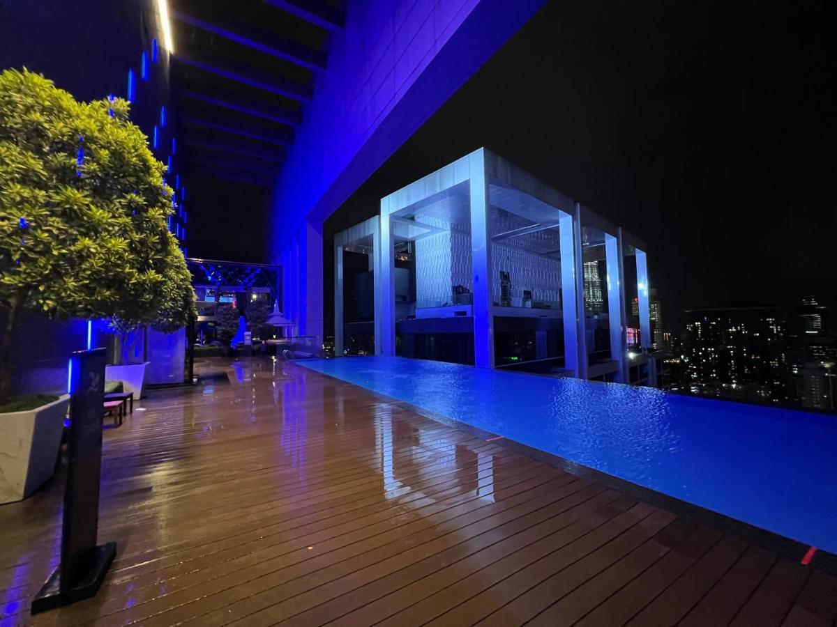 Amazing Pool By Platinum Suites Klcc กัวลาลัมเปอร์ ภายนอก รูปภาพ